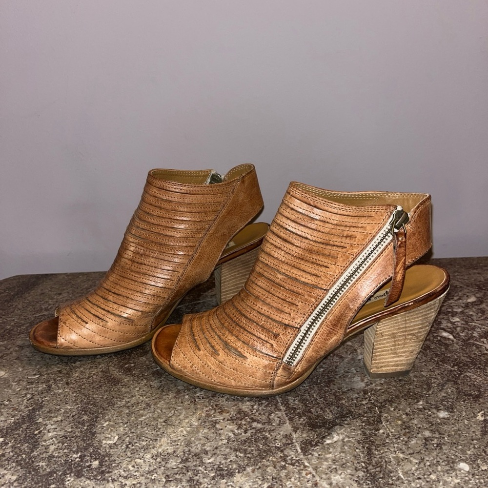 Paul Green Cayanne Bootie Open Toe Sz 6 US